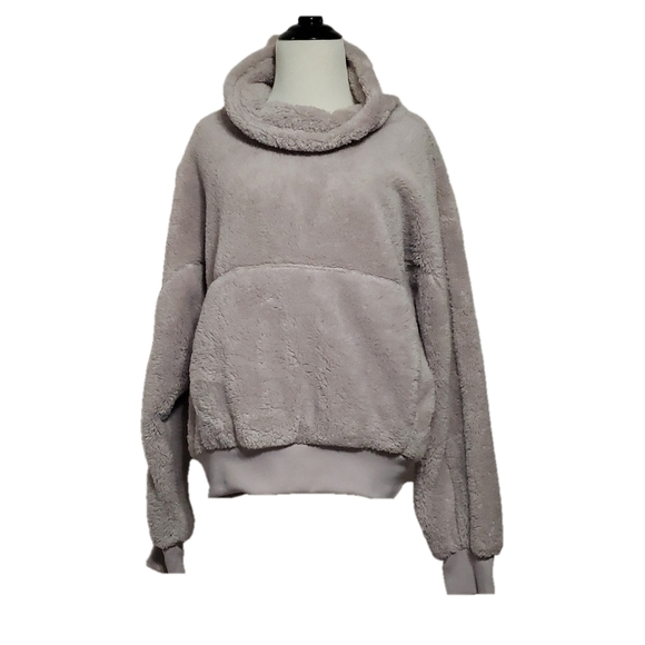 Athletic Collection By 26 International Sweaters - Athletic Collection Lavender Size L